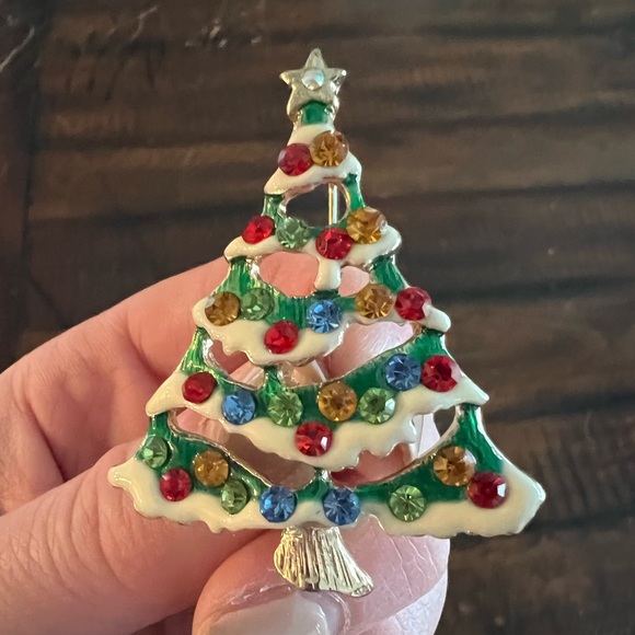 Christmas Tree Coat Pin - Picture 2 of 6